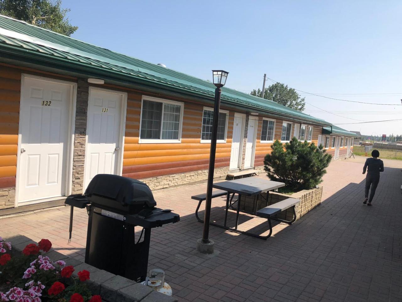 Alpine Motel Rocky Mountain House Dış mekan fotoğraf